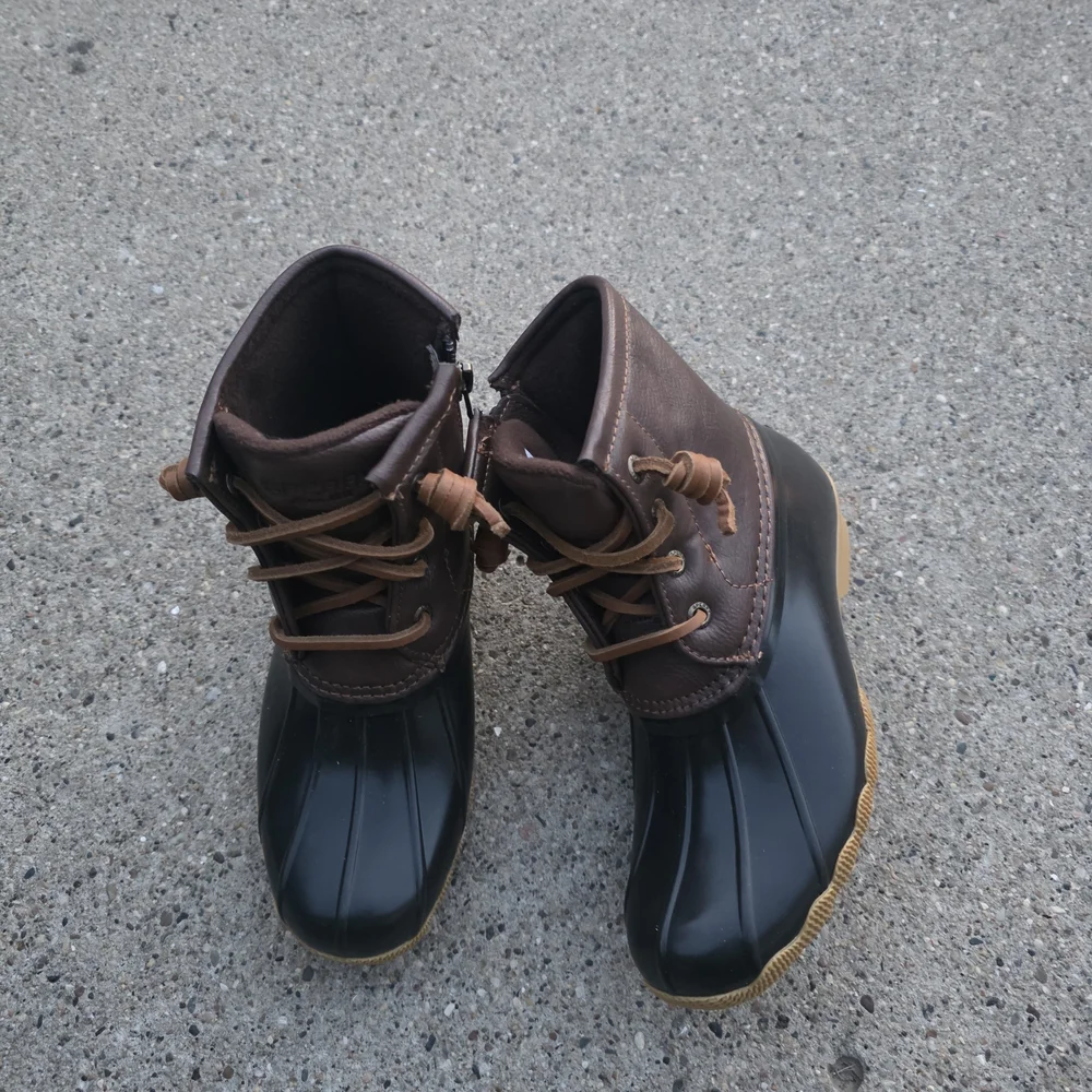 Sperry Insulated Waterproof Duck Boots Youth Girls 6Y